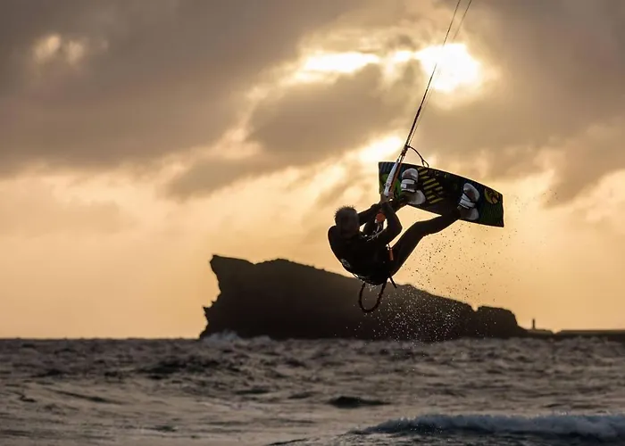 Cc - Ao Mercado 3* Ponta Delgada